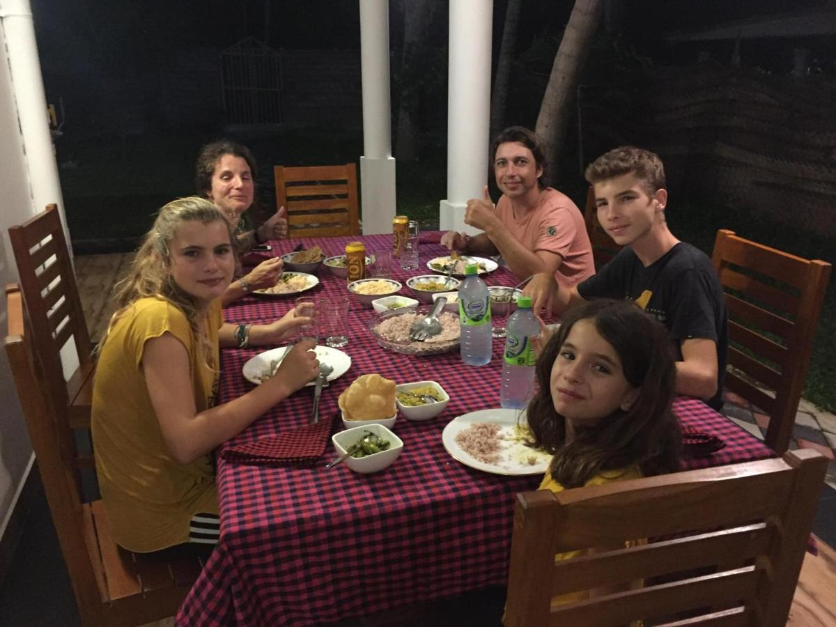 Yala Safari River View Hotel 티사마하라마 외부 사진